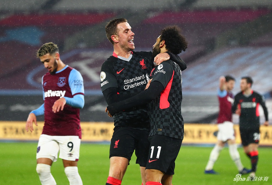 من أول من فاز بدوري أبطال أوروبا؟