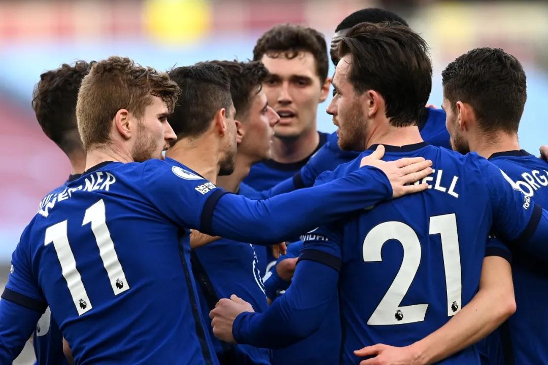 ليفربول والسيتي مباشر الانمواجهة ملحمية في الدوري الإنجليزي